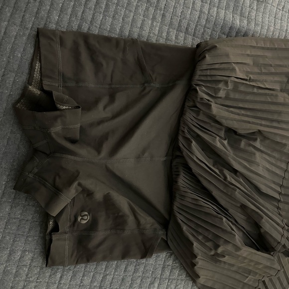 lululemon athletica Black Pleated Skater Skirt - Picture 8 of 9